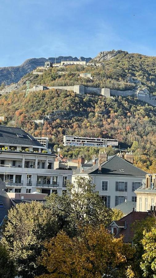 Cosy And Calm In Grenoble City Heart With Free And Large Parking Q-Park Chavant Exterior photo