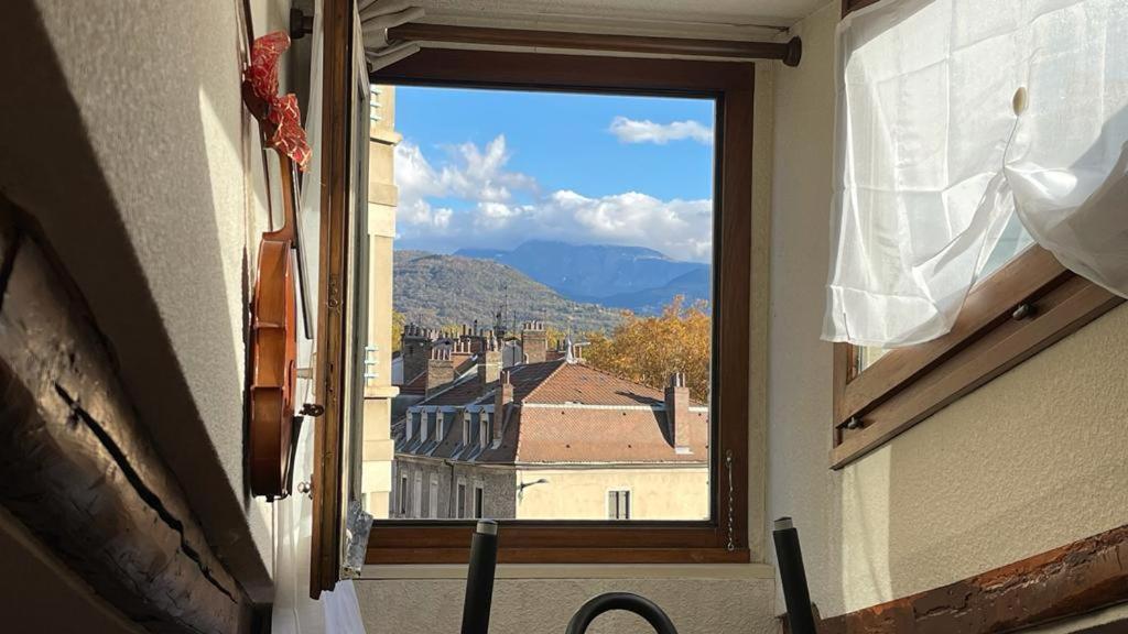 Cosy And Calm In Grenoble City Heart With Free And Large Parking Q-Park Chavant Exterior photo
