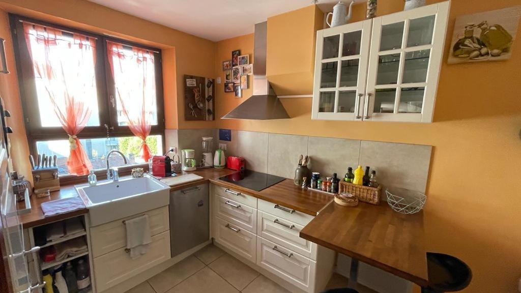 Cosy And Calm In Grenoble City Heart With Free And Large Parking Q-Park Chavant Exterior photo